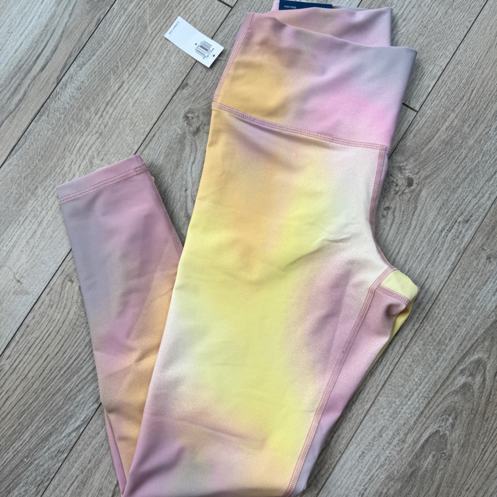 Old Navy Pink and Yellow Ombre Powersoft Leggings Size M